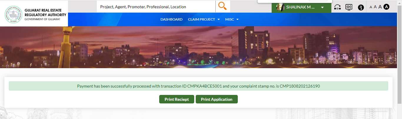 GujRERA ECOURT confirmation screen showing green success banner with message Payment has been successfully processed with transaction ID CMPKA4BCE5001 and your complaint stamp no is CMP1808202126190, with Print Receipt and Print Application buttons